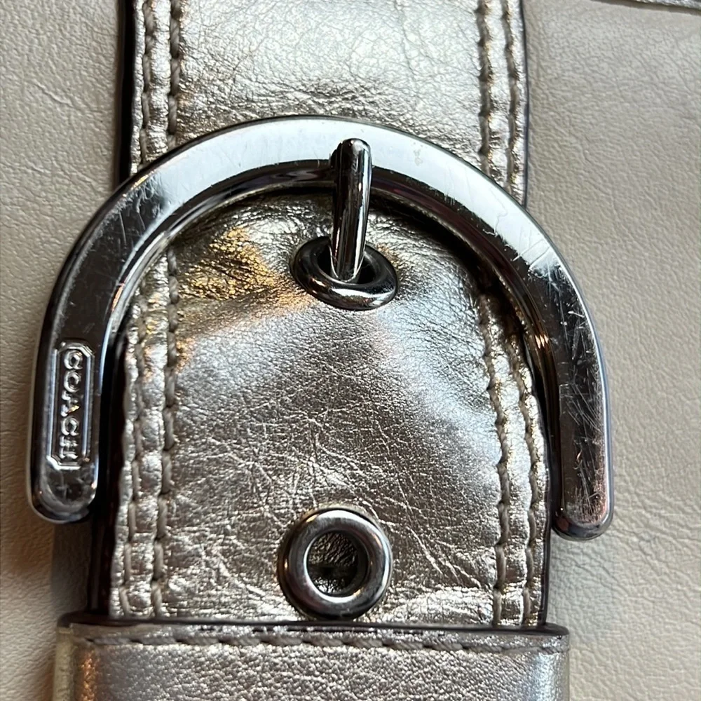 Coach large Gold & Cream Tan Two Tone wallet